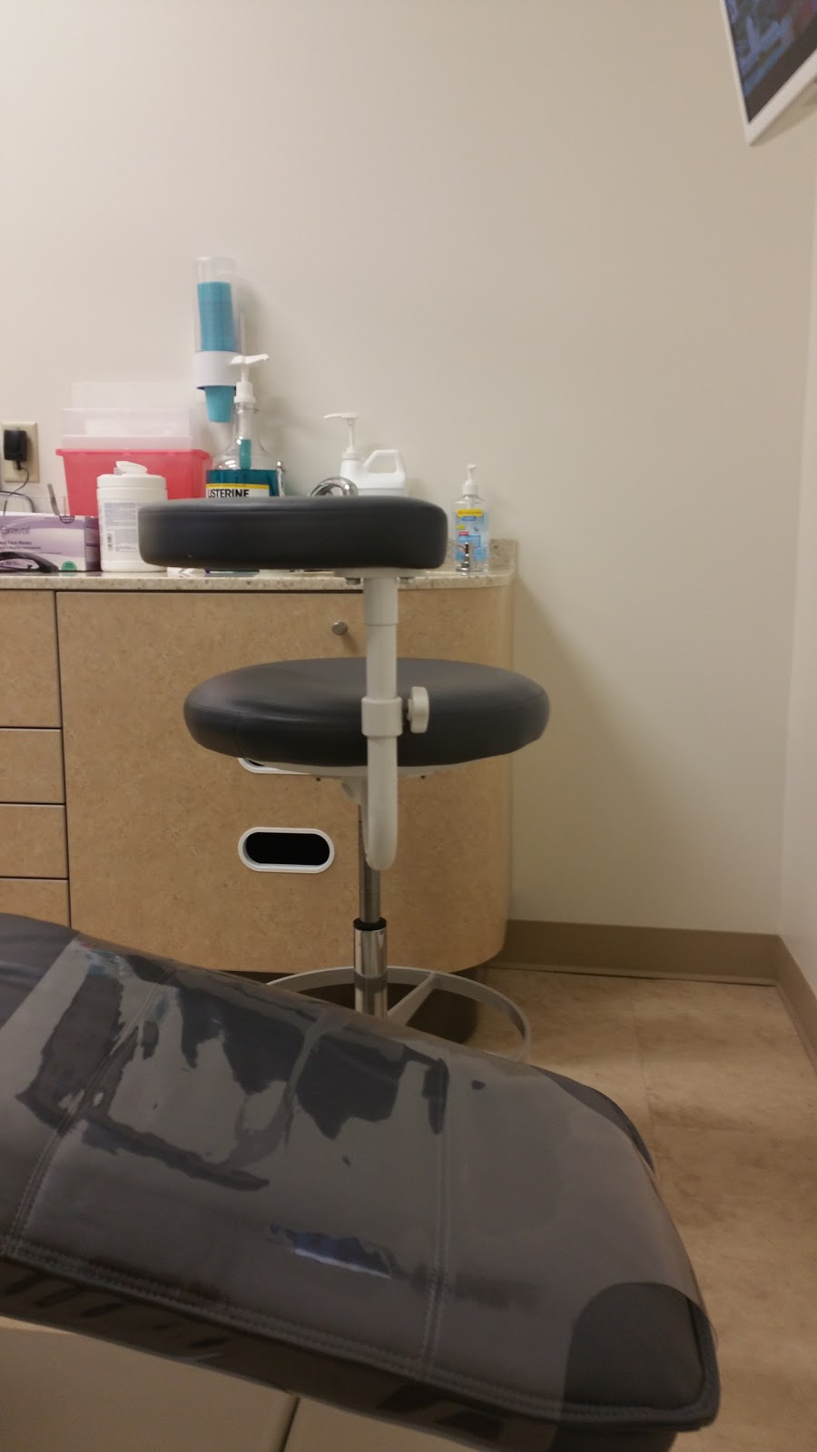Stellar Dental Care - McKinley Parkway Office | 4154 McKinley Pkwy, Buffalo, NY 14219, USA | Phone: (716) 649-2288