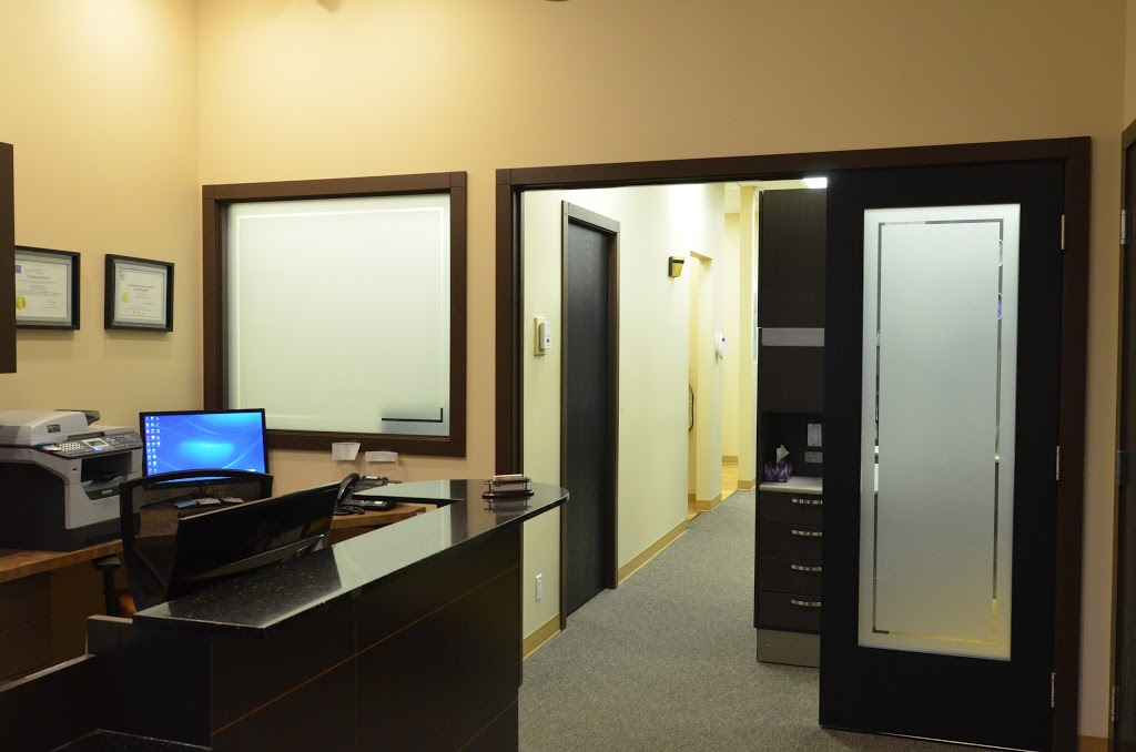 Kingsview Dental, Airdrie | Kingsview Market, 1800 Market St #111, Airdrie, AB T4A 0K9, Canada | Phone: (403) 980-7720