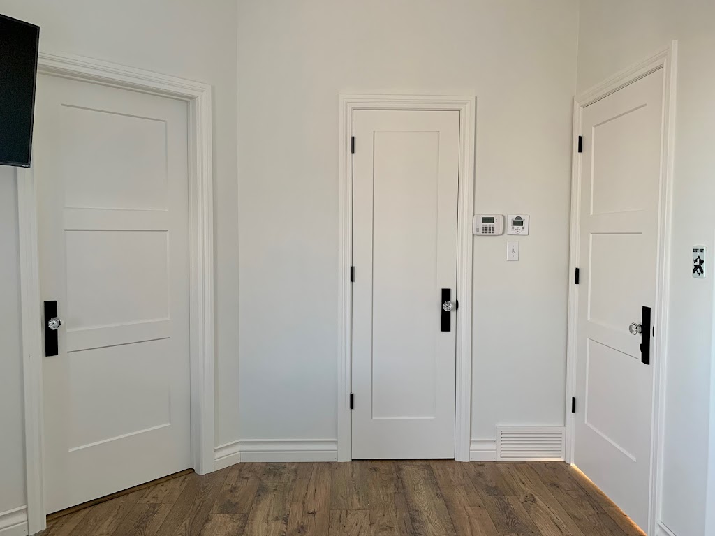 Who Did It | 619 Martin Ave E, Winnipeg, MB R2L 0Z7, Canada | Phone: (204) 294-8881