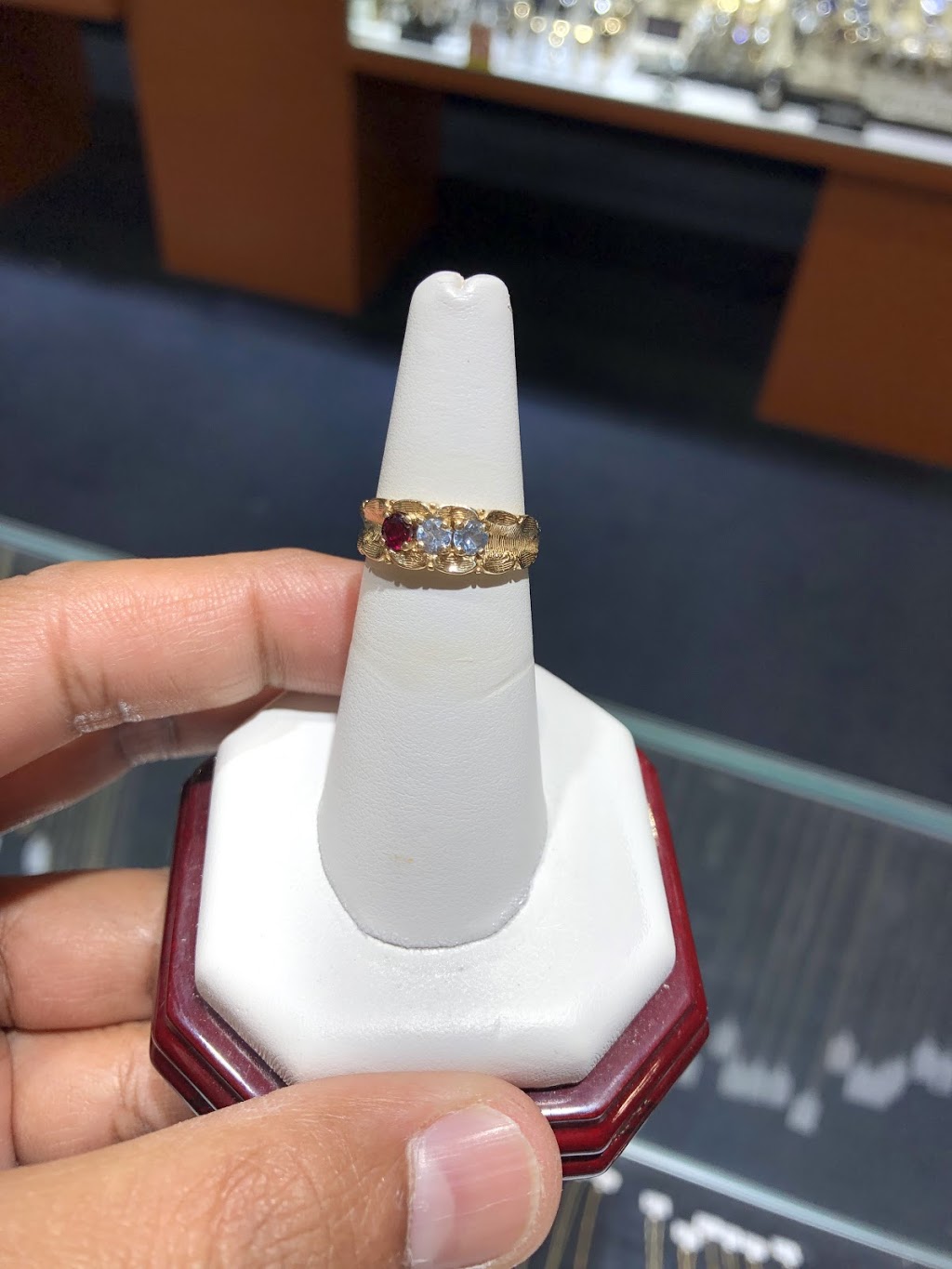 Elegant Factory Direct Jewlers | 3495 Lawrence Ave E, Scarborough, ON M1H 1B3, Canada | Phone: (416) 438-1533