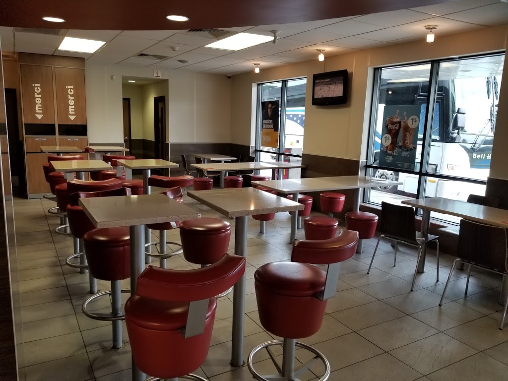 McDonalds | 9781 Boulevard Sainte-Anne, Sainte-Anne-de-Beaupré, QC G0A 3C0, Canada | Phone: (418) 827-8312