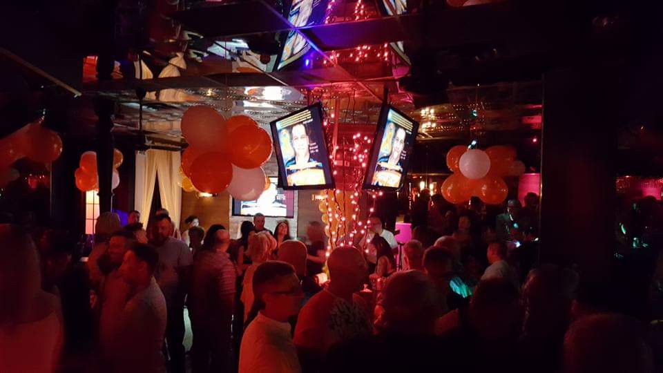 Le Lovers Nightclub | 8245 Boulevard Taschereau local a16, Brossard, QC J4Y 1A4, Canada | Phone: (450) 445-2525