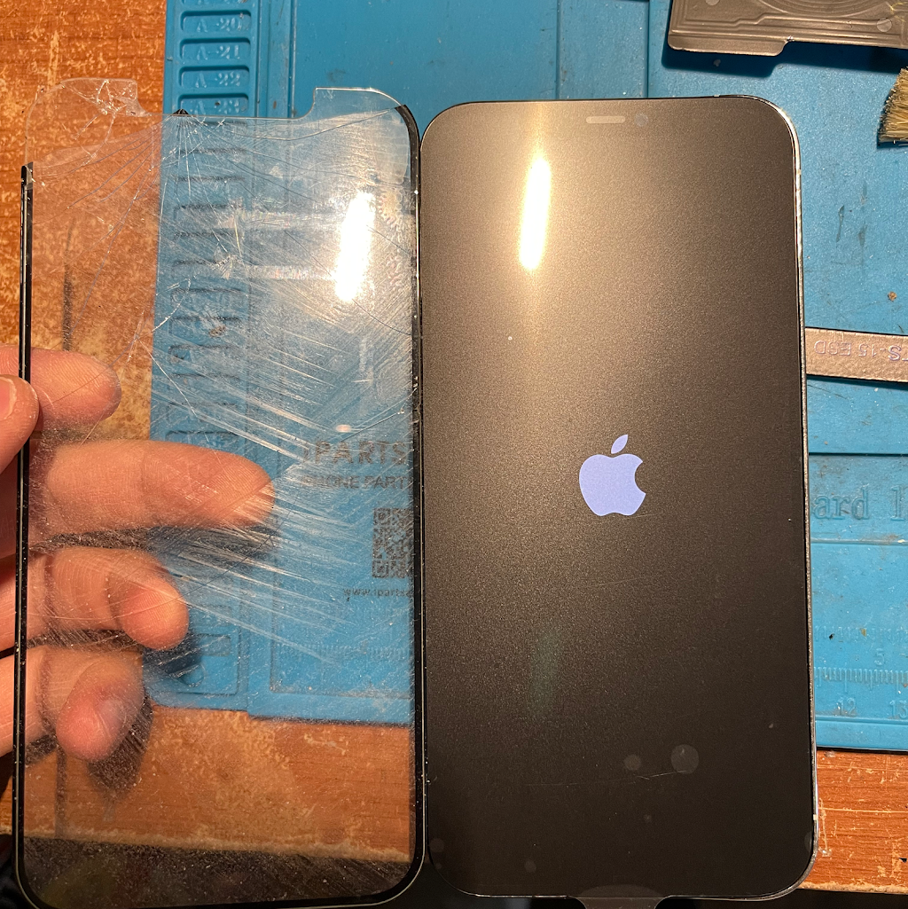 Cell fix on wheels | 12876 63a Ave, Surrey, BC V3X 1S5, Canada | Phone: (778) 268-0510