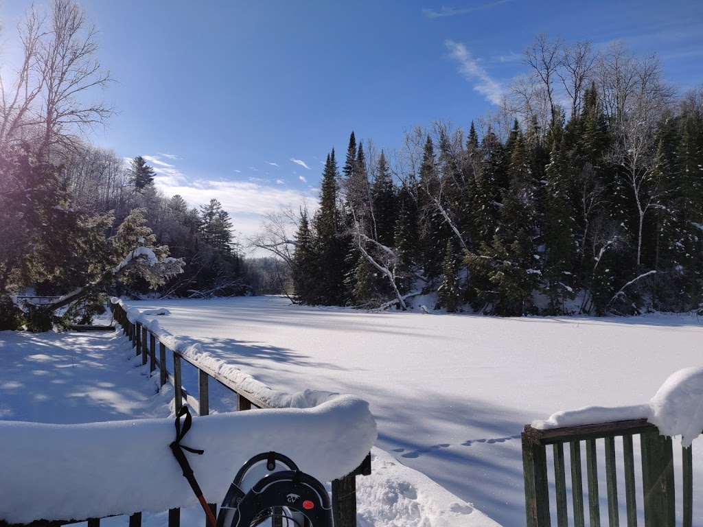Camping Municipal et Marina St-Roch-de-Mékinac | 501 Ducharme, Saint-Roch-de-Mékinac, QC G0X 2E0, Canada | Phone: (819) 646-5500