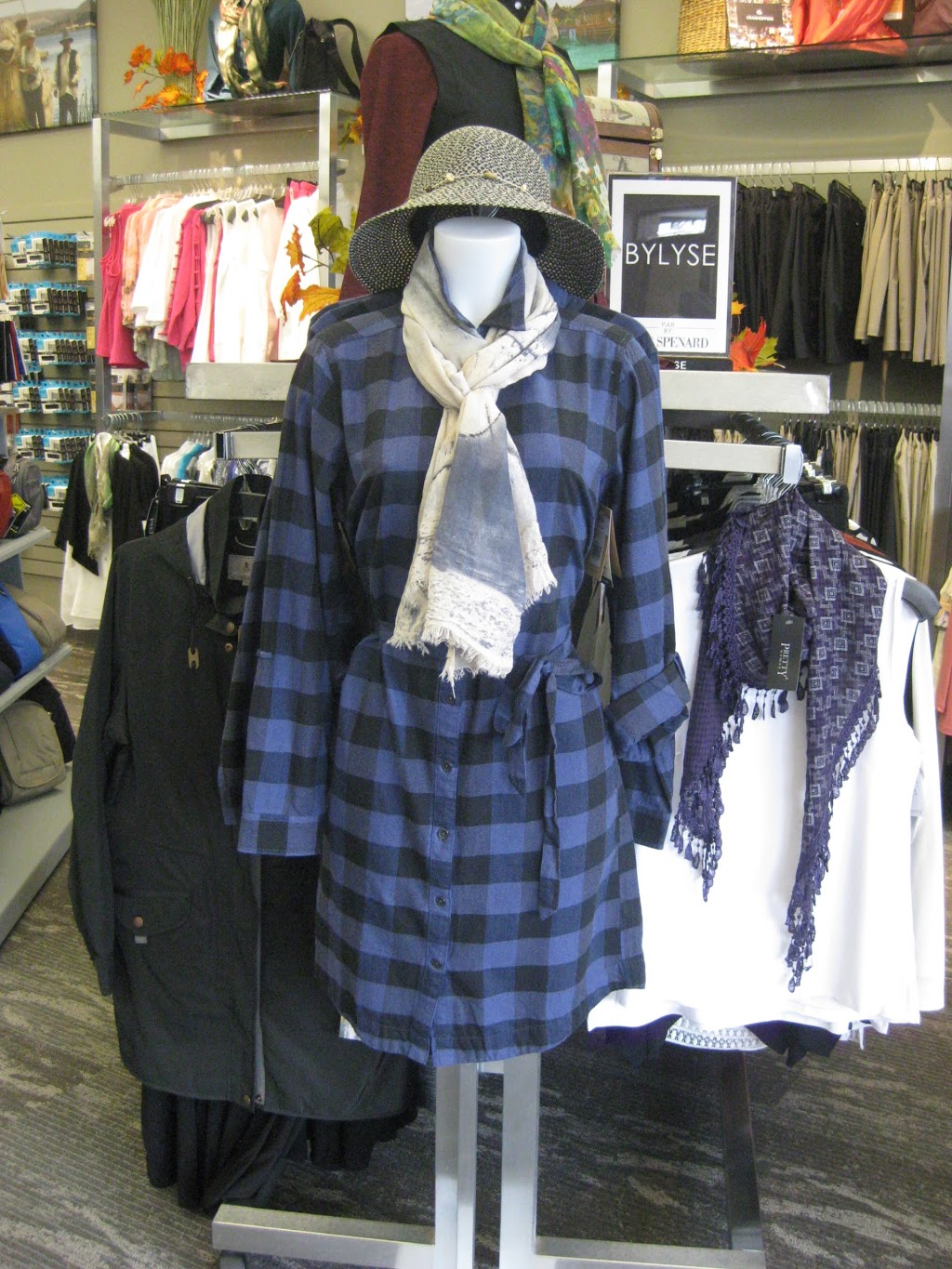 Pipestone Travel Store | 10816 Macleod Trail, Calgary, AB T2J 5N8, Canada | Phone: (403) 777-1767