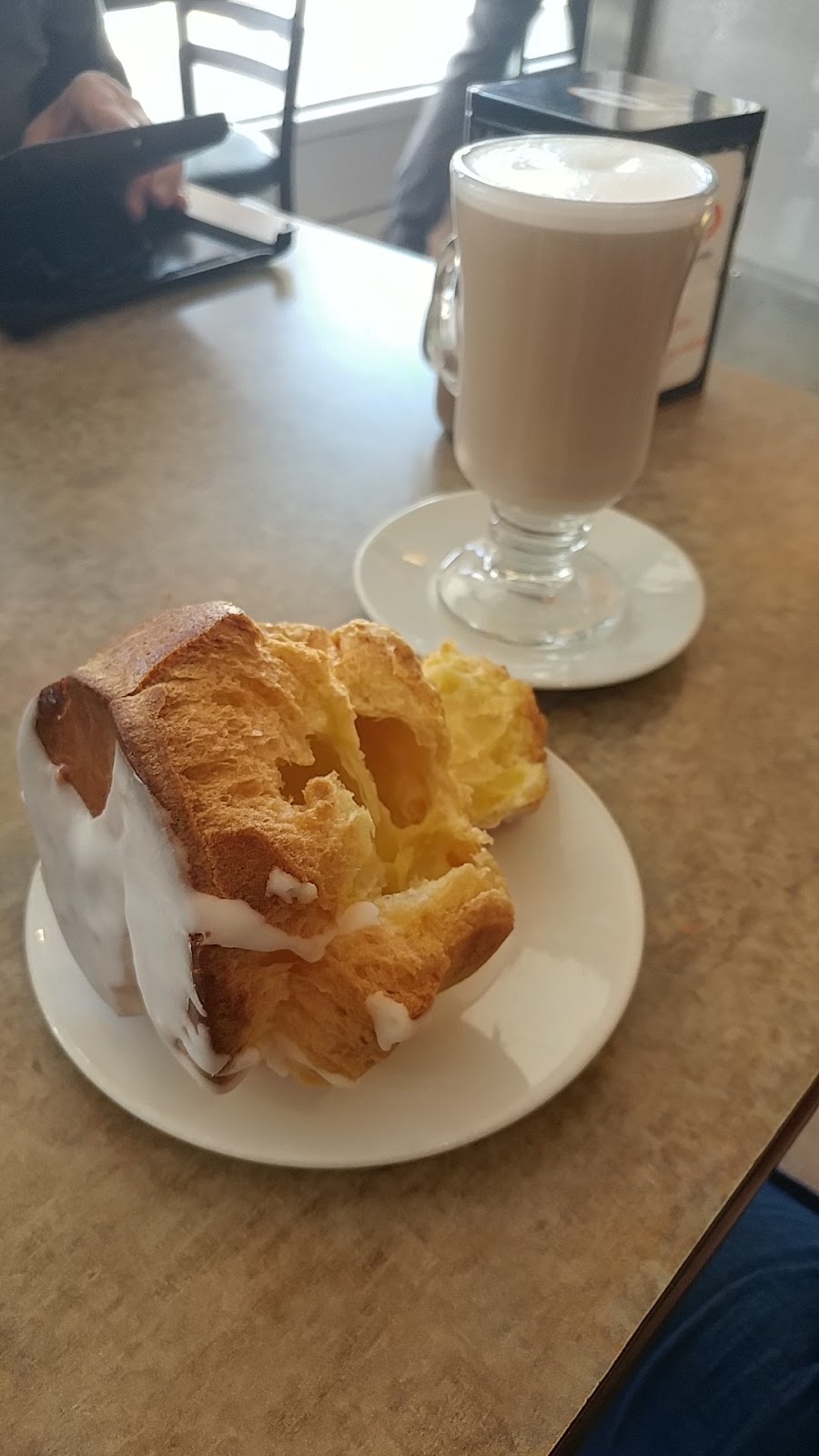 Ardglen Bakery | 85 Clarence St, Brampton, ON L6W 1S5, Canada | Phone: (905) 455-9021