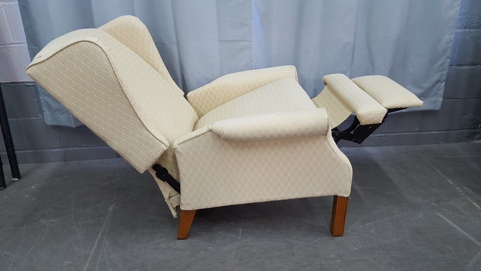 Stapleton Auctions | 4532 Durham Regional Hwy 2, Newtonville, ON L0A 1J0, Canada | Phone: (905) 786-2244