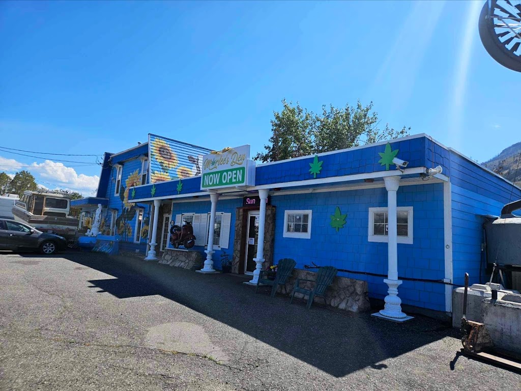 Marlee’s Den Cannabis- Cache Creek | 1408 BC-97, Cache Creek, BC V0K 1H0, Canada | Phone: (778) 866-8009