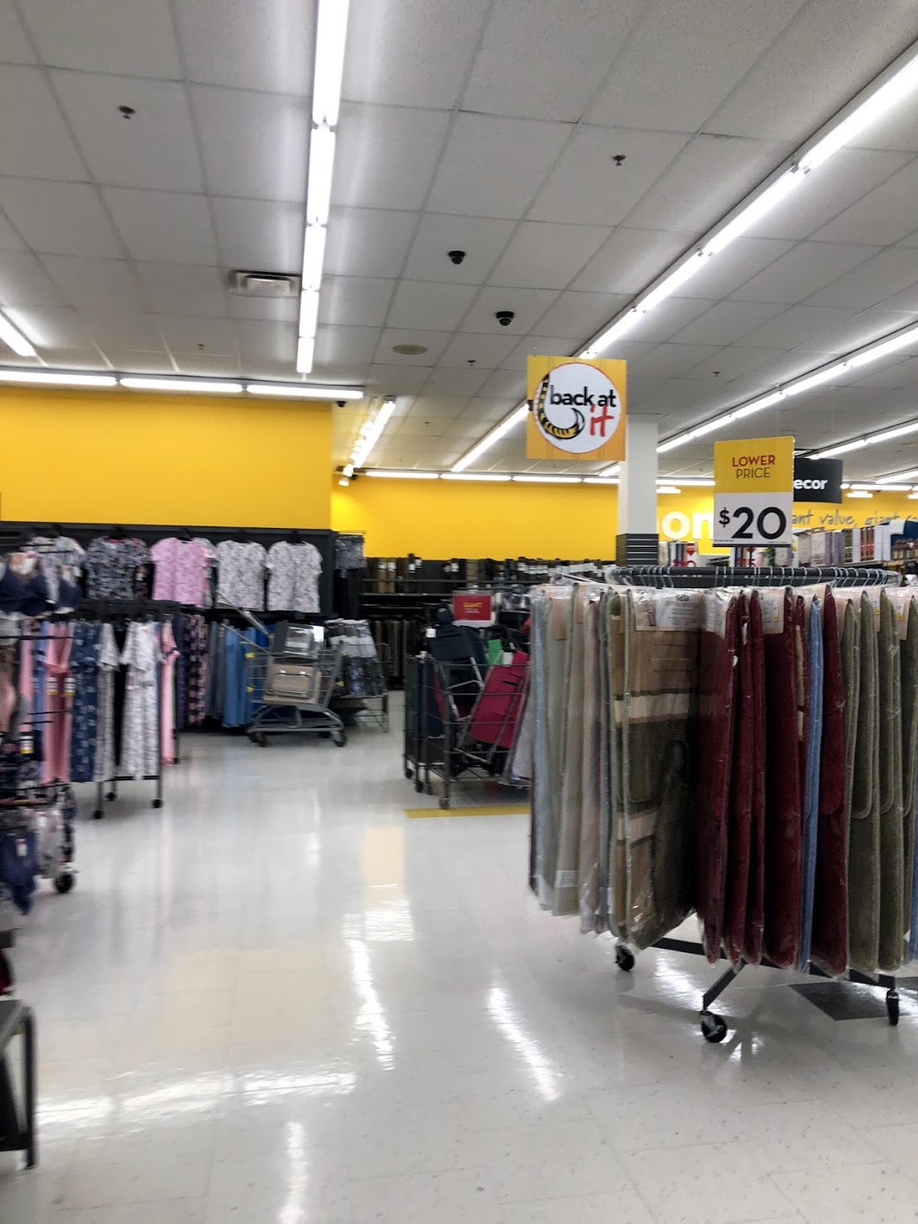 Giant Tiger | 3750 Lawrence Ave E, Scarborough, ON M1G 1R1, Canada | Phone: (416) 431-6345