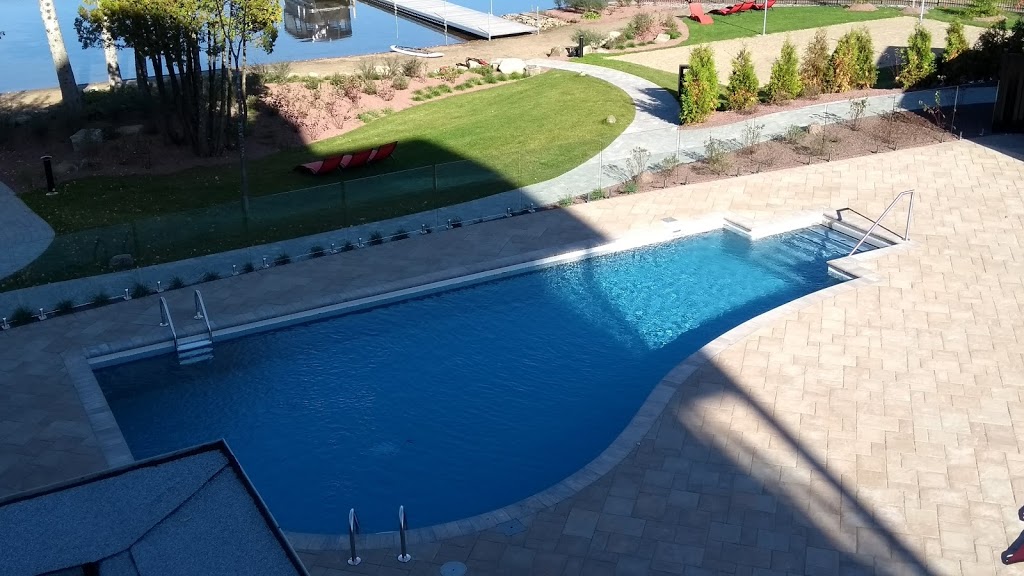 Entourage sur-le-Lac | 99 Chemin du Tour-du-Lac, Lac-Beauport, QC G3B 2R3, Canada | Phone: (418) 463-8998
