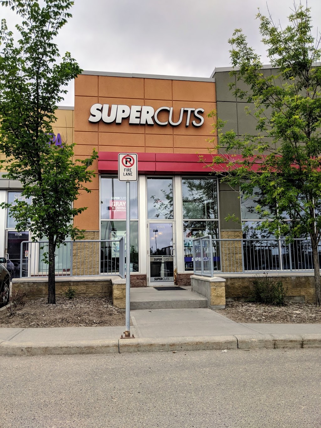 Supercuts | 11740 Sarcee Trail NW, Calgary, AB T3R 0A1, Canada | Phone: (403) 516-4078