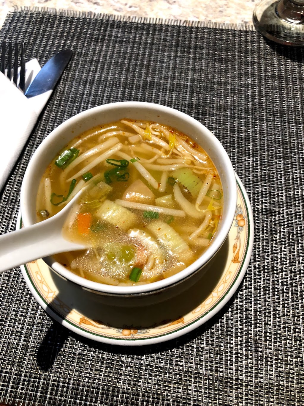 Delices Du Cambodge | 991 Boulevard Gilles Villeneuve, Berthierville, QC J0K 1A0, Canada | Phone: (450) 836-7272