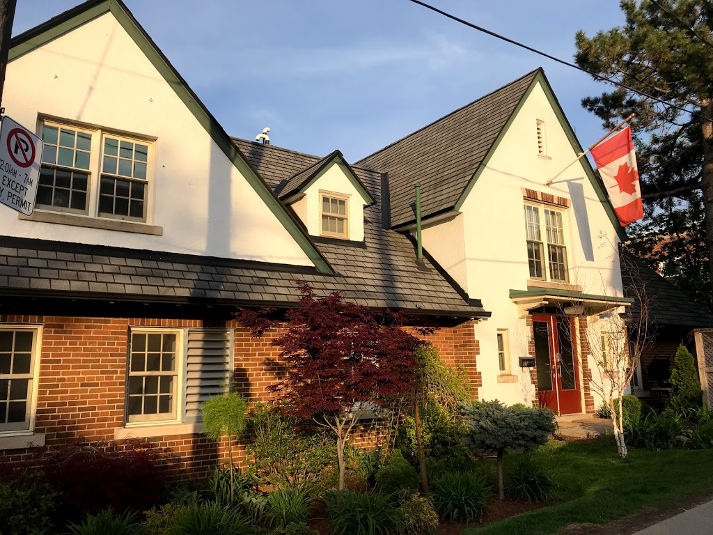 Toronto Fire Station 425 | 83 Deforest Rd, Toronto, ON M6S 1J5, Canada