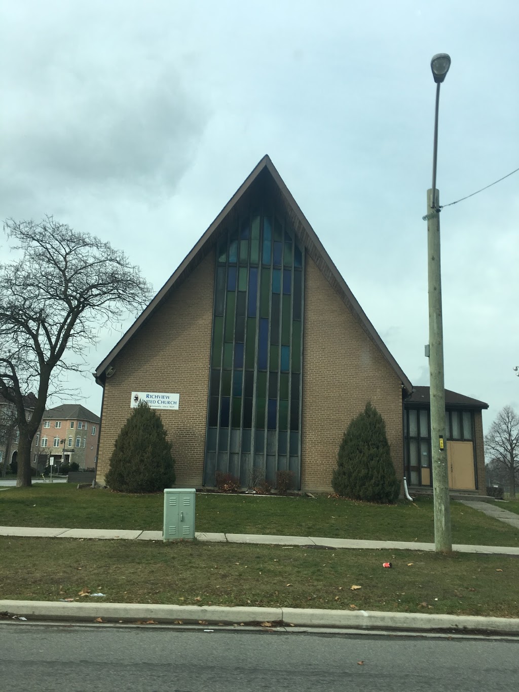 Richview United Church | 149 Wellesworth Dr, Etobicoke, ON M9C 4R8, Canada | Phone: (416) 621-5030