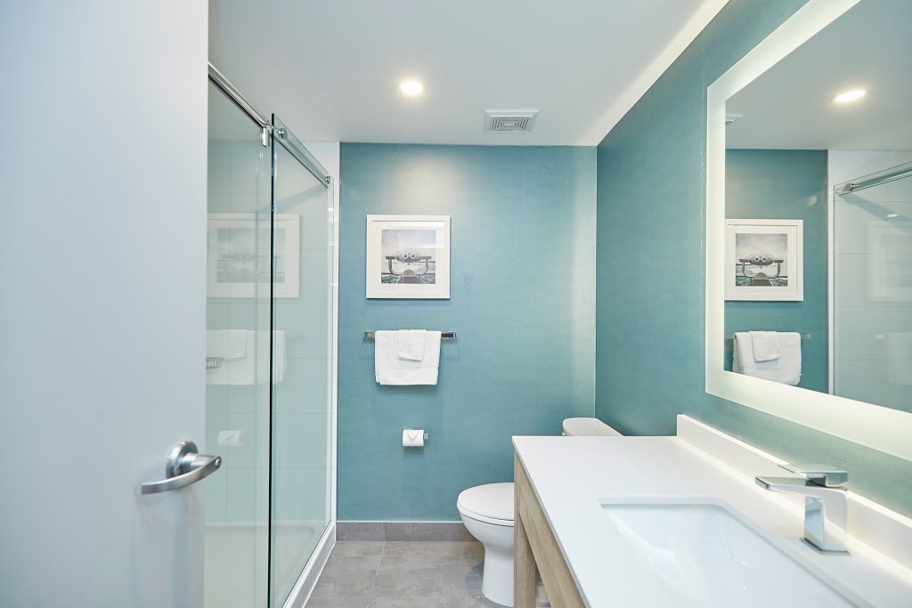 Vittoria Hotel & Suites | 5851 Victoria Ave, Niagara Falls, ON L2G 3L6, Canada | Phone: (800) 263-2553