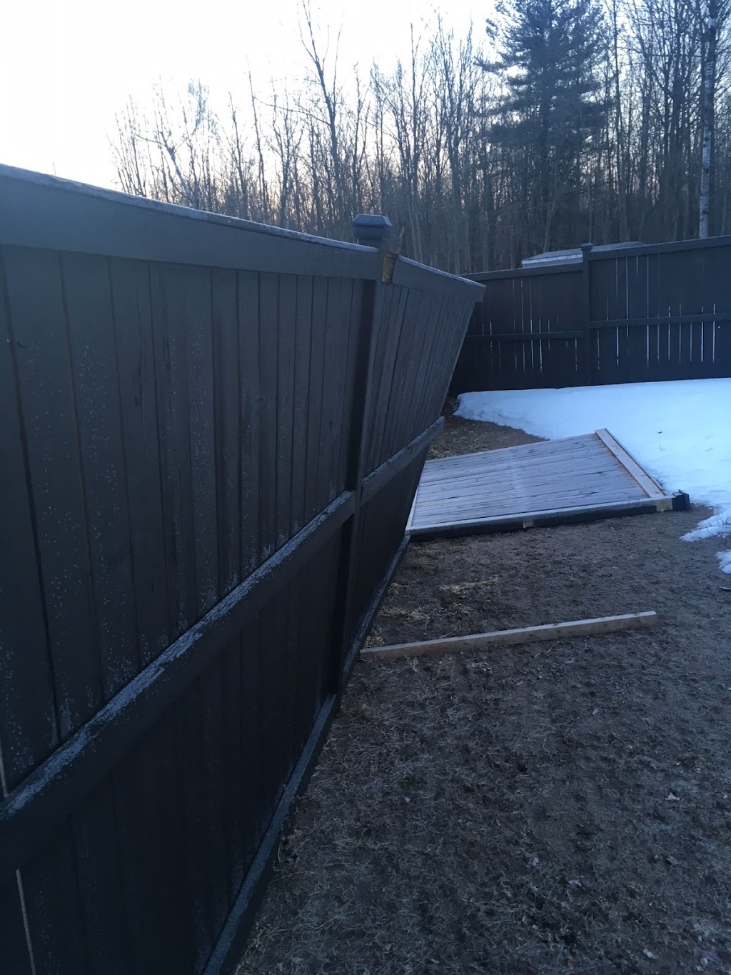 Total Fence | 1740 Queensdale Ave, Gloucester, ON K1T 1J6, Canada | Phone: (613) 733-9303