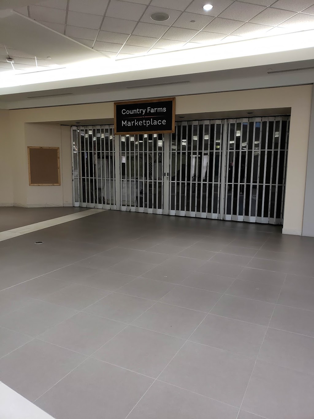 Country Farms Marketplace | 300 Confederation Dr, Saskatoon, SK S7L 1J2, Canada | Phone: (306) 374-4818