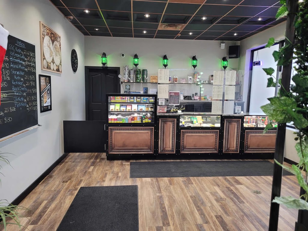 Grand Cannabis Fonthill | 1811 Merrittville Hwy, Fonthill, ON L0S 1E6, Canada | Phone: (905) 863-1420