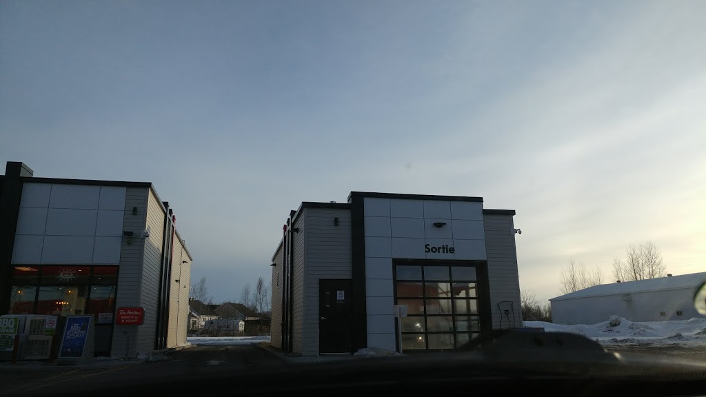 Petro-Canada | 1475 Boulevard Jutras O, Victoriaville, QC G6T 2A9, Canada | Phone: (819) 330-5555