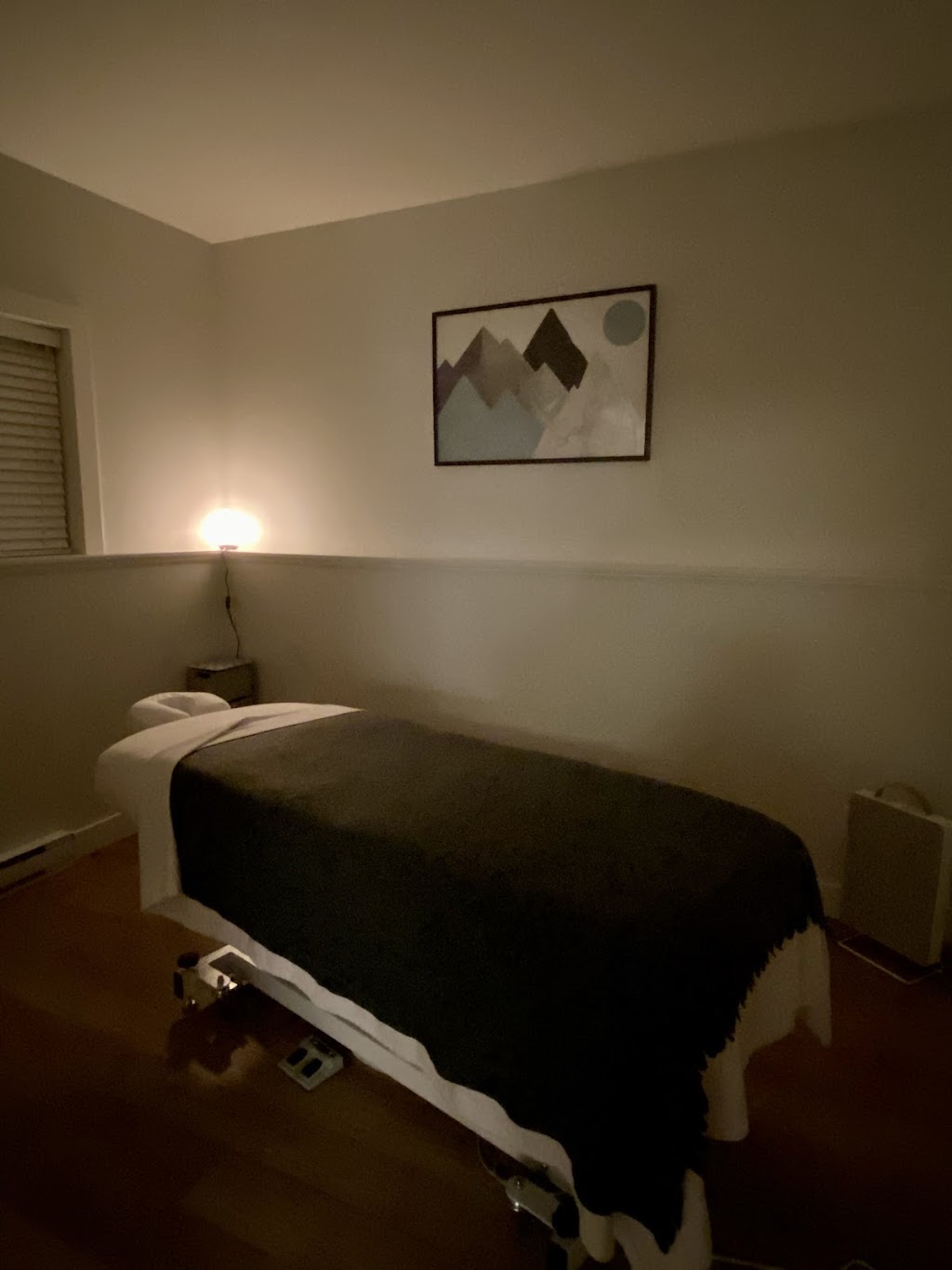 Forma Massage Therapy | 2253 April Pl, Comox, BC V9M 1J9, Canada | Phone: (250) 857-1235
