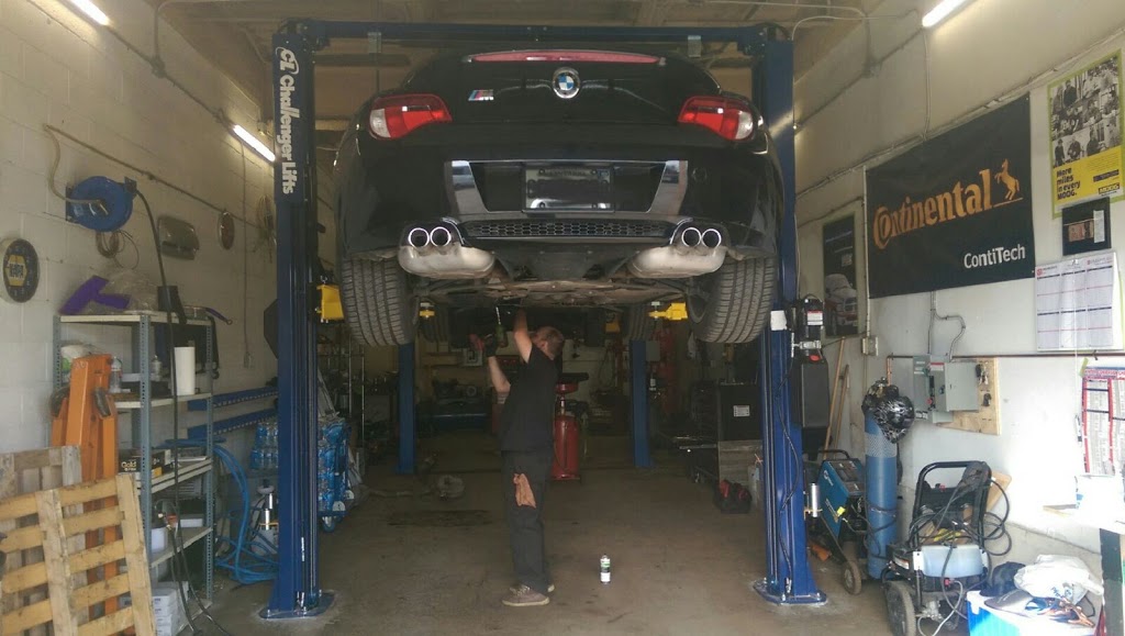 AE AutoTech | 1595 Victoria St N a102, Kitchener, ON N2B 3E6, Canada | Phone: (519) 749-2886