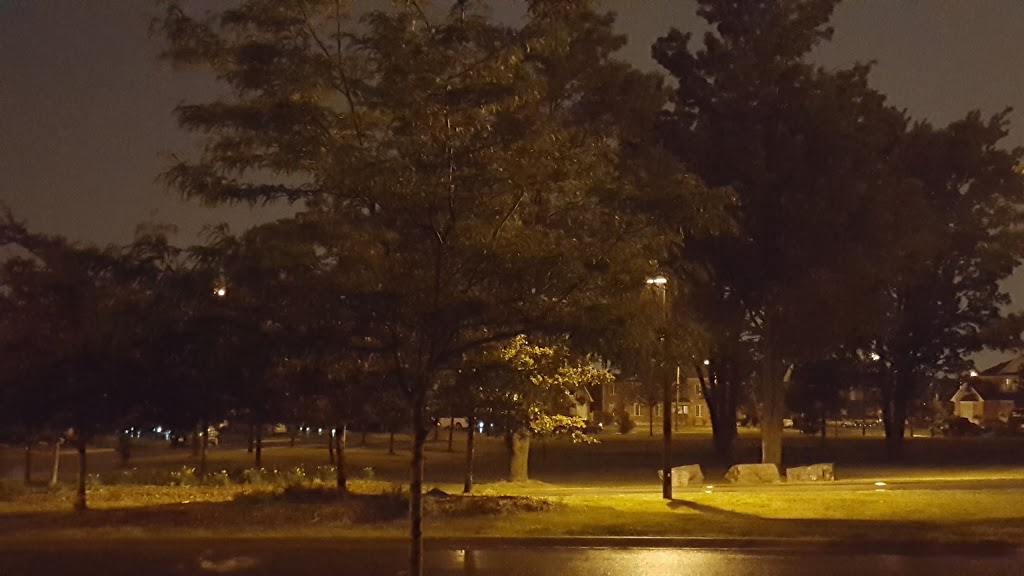 Bottomwood Park | 50 Triple Crown Dr, Brampton, ON L6S 0A6, Canada | Phone: (905) 874-2906