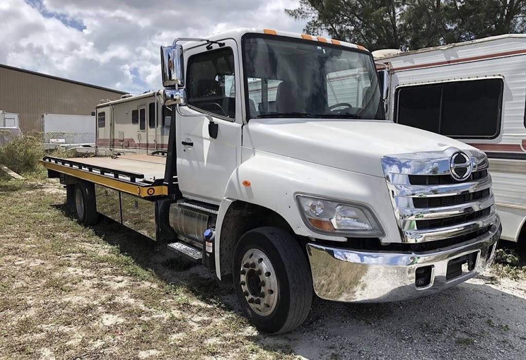 Remorquage Transport OTTERBURN PARK ST-HILAIRE 24h | CP 85036 BP, Mont-Saint-Hilaire, QC J3H 5W1, Canada | Phone: (450) 446-8027