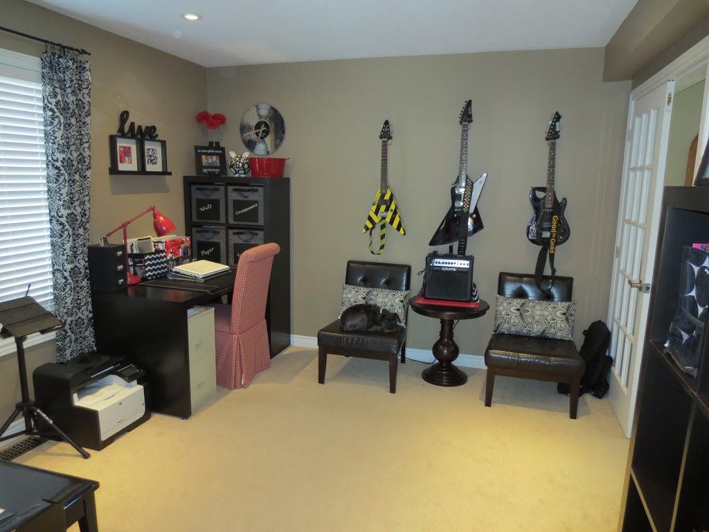 Grace Notes Piano Studio | 31 Rogers Rd, Penetanguishene, ON L9M 0A3, Canada | Phone: (705) 796-7741