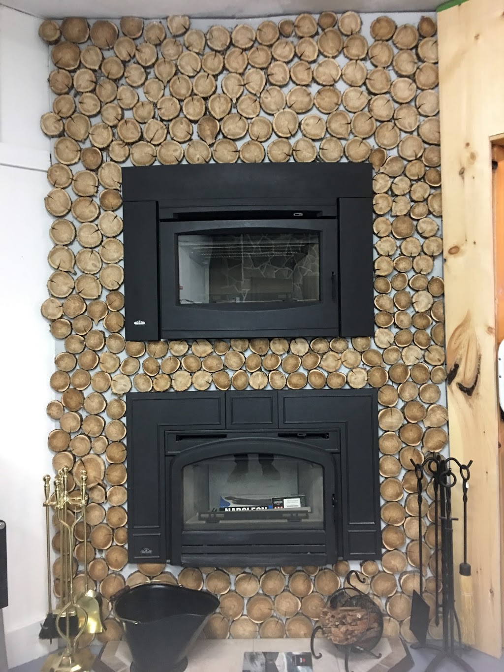 Overridge Fireplace & BBQ Store | 170 Casimir St, Port Perry, ON L9L 1B7, Canada | Phone: (905) 985-0715