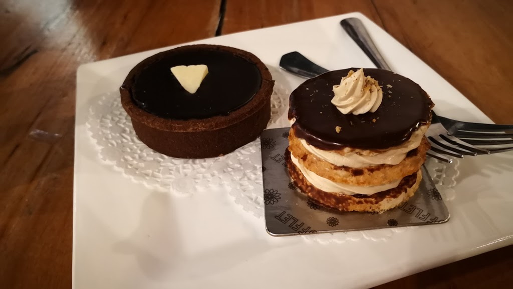 Sweet Dreams Teashop | 170 University Ave W #14, Waterloo, ON N2L 3E9, Canada | Phone: (519) 747-2442