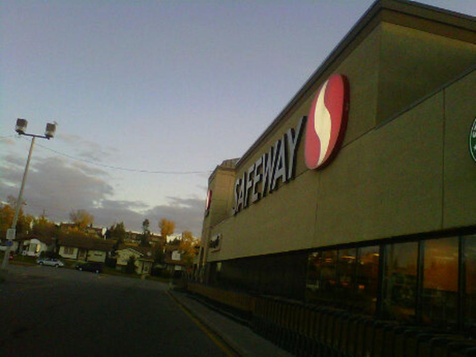 Safeway Pharmacy Ogden | 7740 18 St SE, Calgary, AB T2C 2N5, Canada | Phone: (403) 279-2220