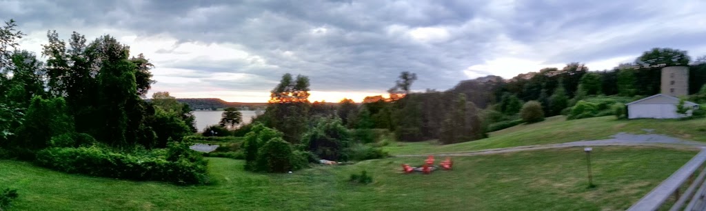 Sunset Ridge Hideaway | County Rd 9, Greater Napanee, ON K7R 3K8, Canada | Phone: (613) 331-2383