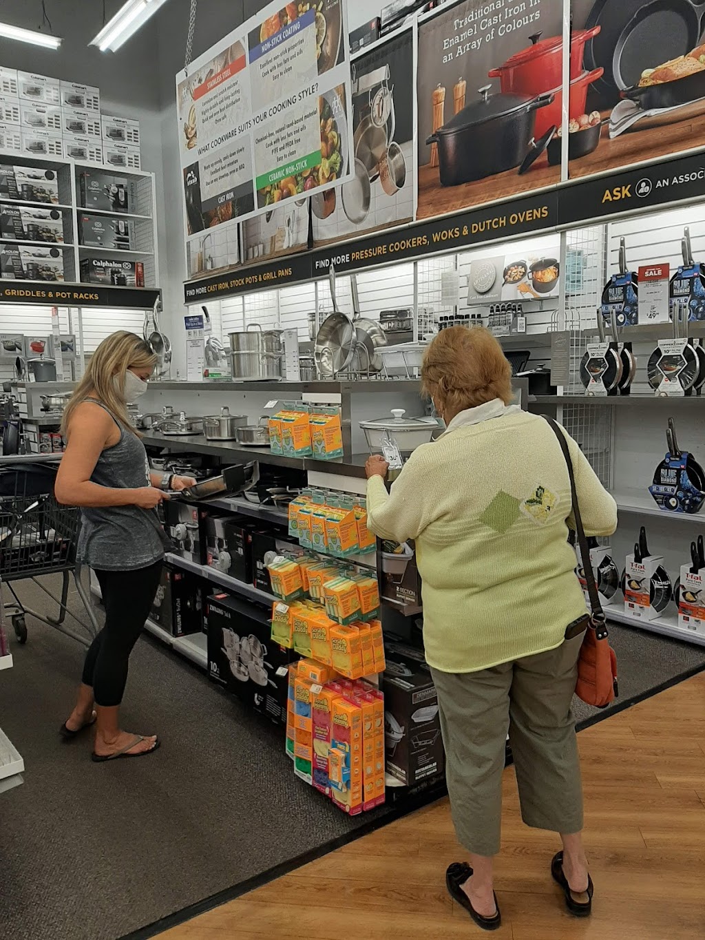 Bed Bath & Beyond | 306 Glenmore Trail SW, Calgary, AB T2H 2Z1, Canada | Phone: (403) 301-2049