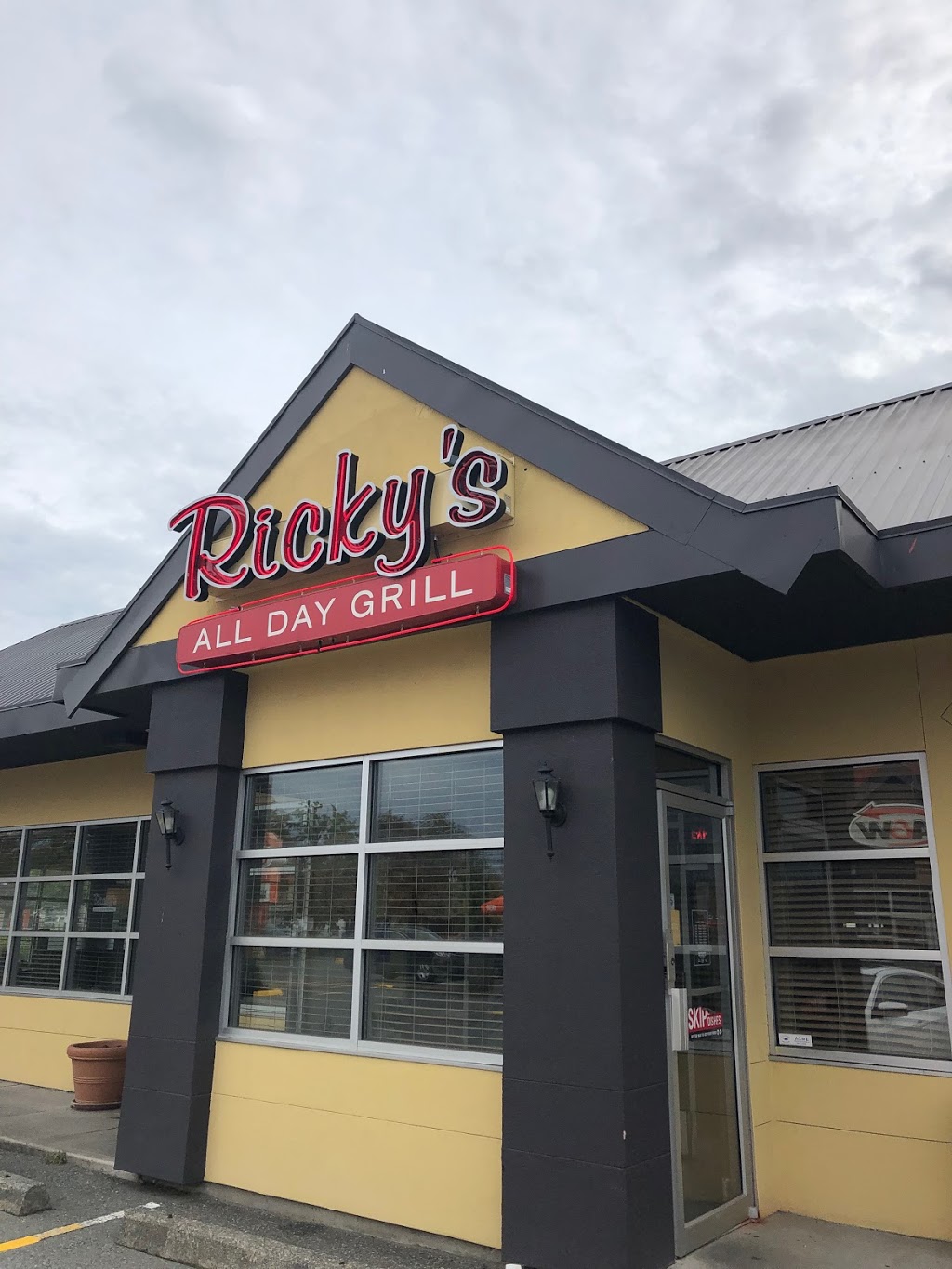 Rickys All Day Grill - Murrayville | 22314 Fraser Hwy, Langley City, BC V3A 8M6, Canada | Phone: (604) 530-4317