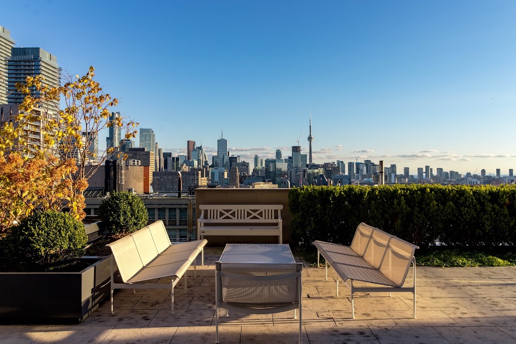 DroneHub Media | 386 St Paul St SUITE 201, St. Catharines, ON L2R 3N2, Canada | Phone: (905) 736-3673