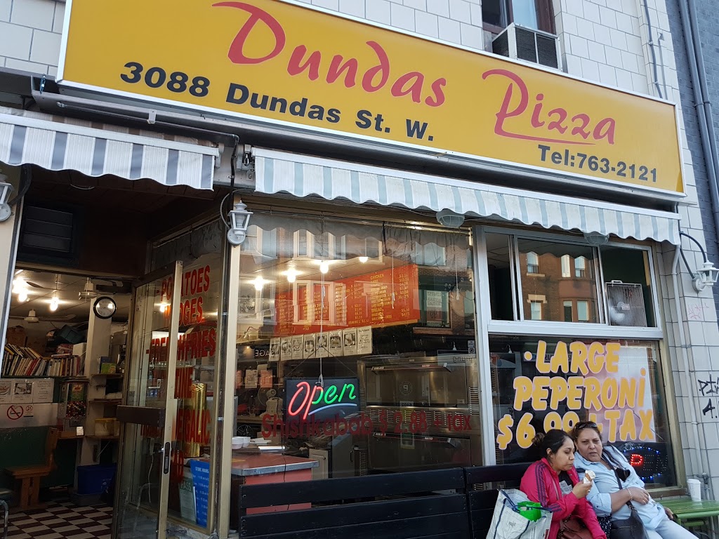 Dundas Pizza | 3088 Dundas St W, Toronto, ON M6P 1Z8, Canada | Phone: (416) 763-2121
