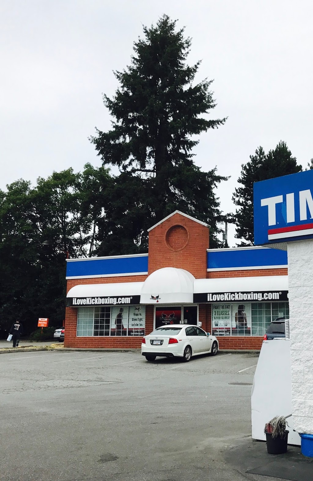 iLoveKickboxing - Burnaby, BC | 101 - 6591, Kingsway, Burnaby, BC V5E 1E1, Canada | Phone: (604) 454-0808