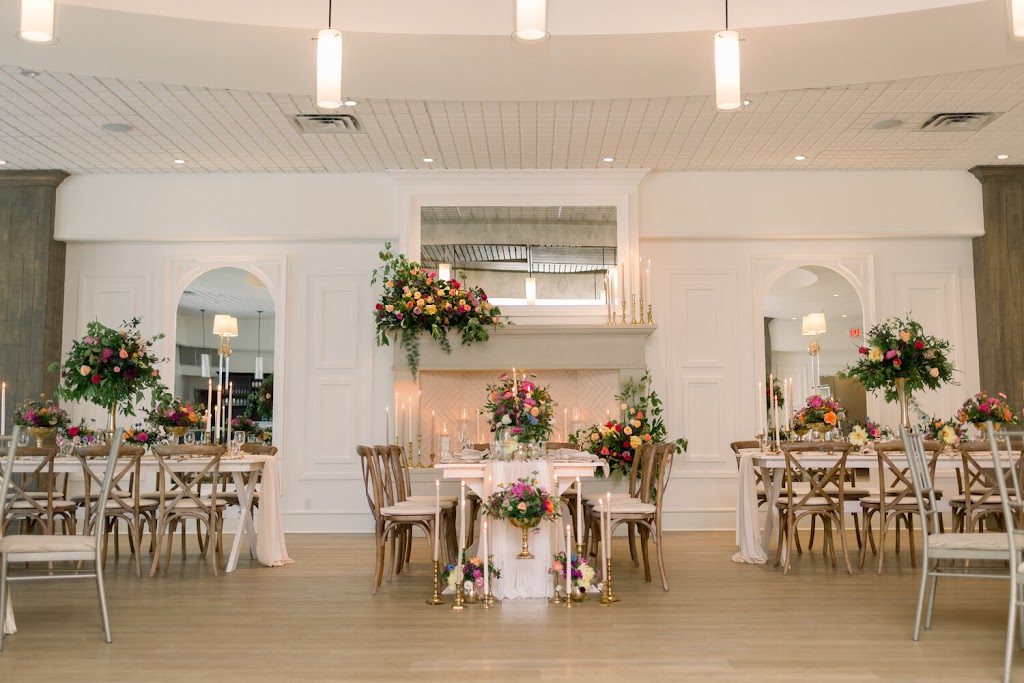 St.Marys Weddings | 769 Queen St E, St. Marys, ON N4X 1G2, Canada | Phone: (519) 301-2568