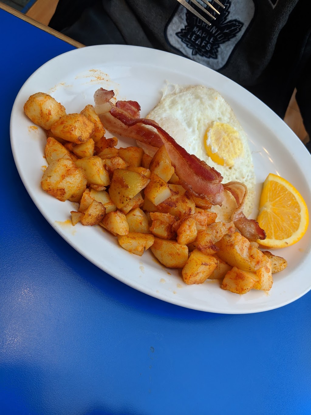 Halibut King Fish&Chips | 1123 Dundas St E, Whitby, ON L1N 2K4, Canada | Phone: (905) 430-5544