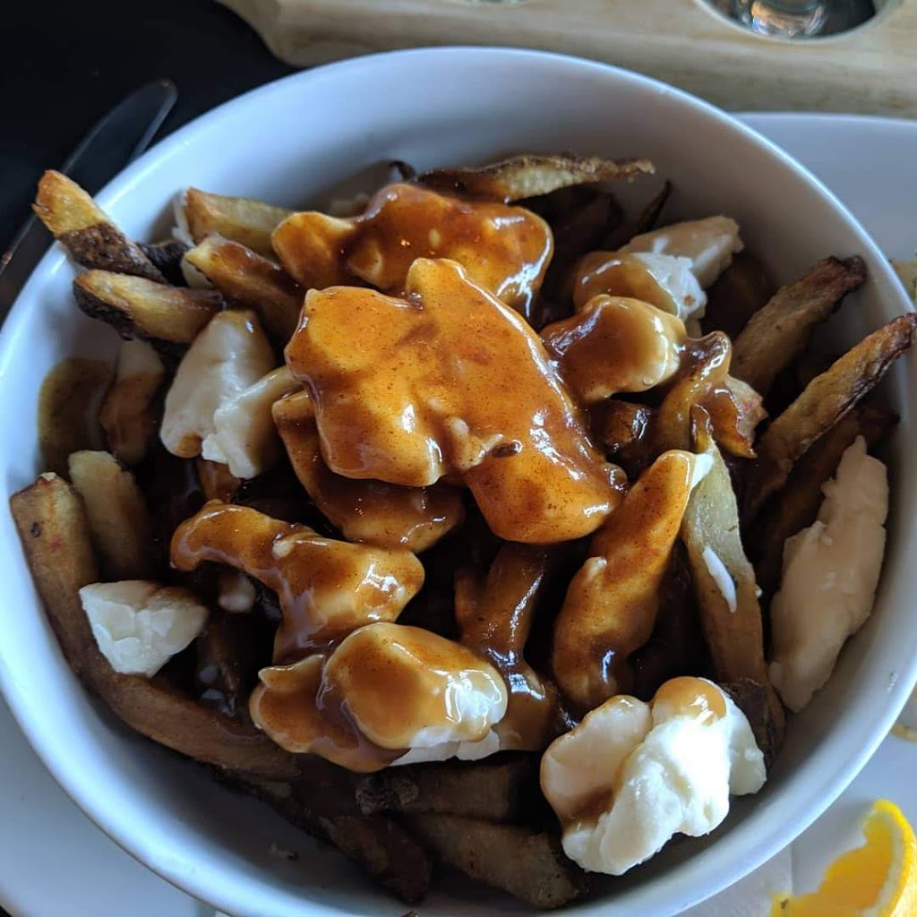 Chez Victor | 1610 Boulevard Alphonse-Desjardins, Lévis, QC G6V 0H1, Canada | Phone: (418) 903-9898