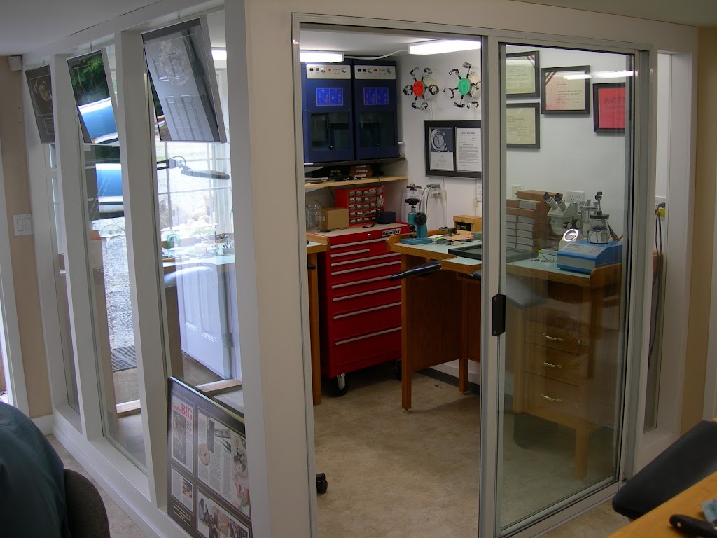 Prestige Watch Svc | 1343 Meadowood Way #1343, Qualicum Beach, BC V9K 2S4, Canada | Phone: (250) 752-1154