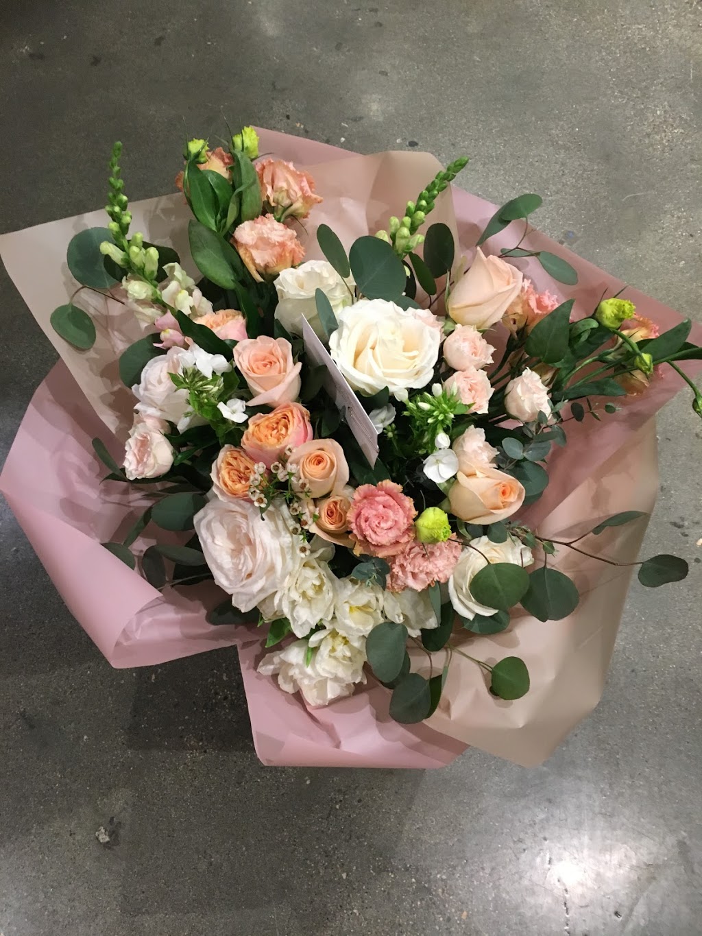 Garden Party Flowers | 415 Industrial Ave, Vancouver, BC V6A 2P8, Canada | Phone: (604) 731-2737