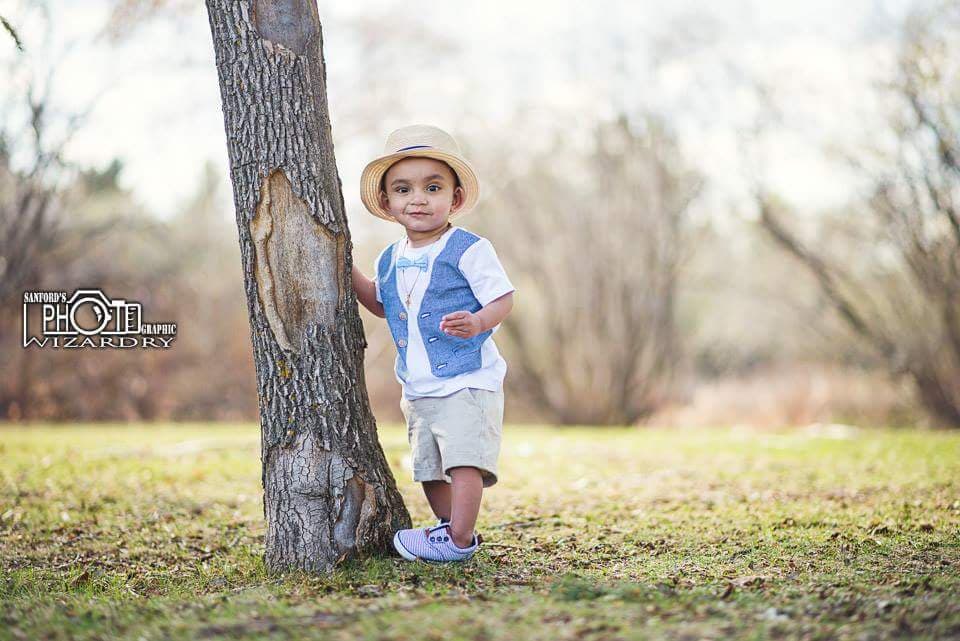 Sanfords Photo Wiz & Venitas Indulgence | 6 Bridgeport Blvd, Leduc, AB T9E 8G8, Canada | Phone: (780) 257-7016