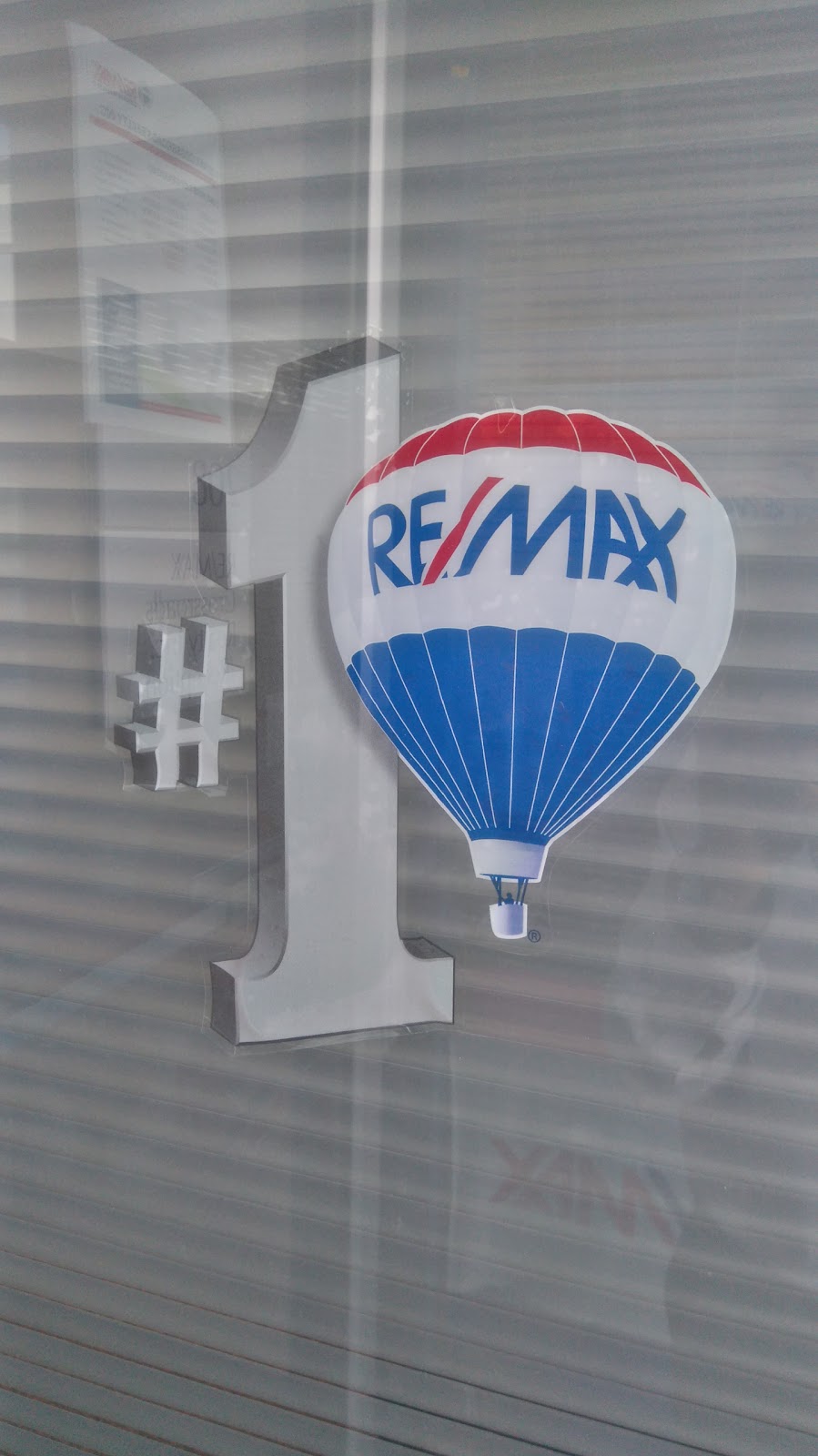 REMAX Crossroads Realty Inc., Brokerage | 8901 Woodbine Avenue, Suites 208 & 218, Markham, ON L3R 9Y4, Canada | Phone: (905) 305-0505