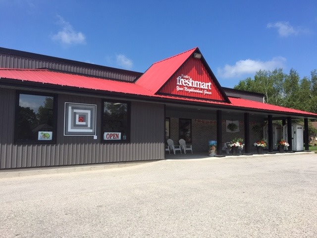 Paisley Freshmart | 436 Queen St N, Paisley, ON N0G 2N0, Canada | Phone: (519) 353-3700