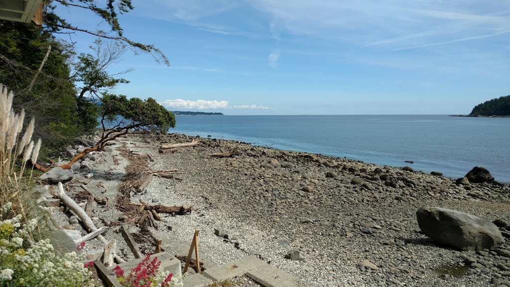 Stairway to Heaven Bed and Breakfast | 6337 Sunshine Coast Hwy, Sechelt, BC V0N 3A7, Canada | Phone: (604) 885-8075