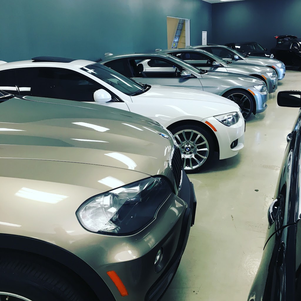 MODENA FINE CARS INC | 5 St Regis Crescent N unit #5, North York, ON M3J 1Y9, Canada | Phone: (647) 896-3443