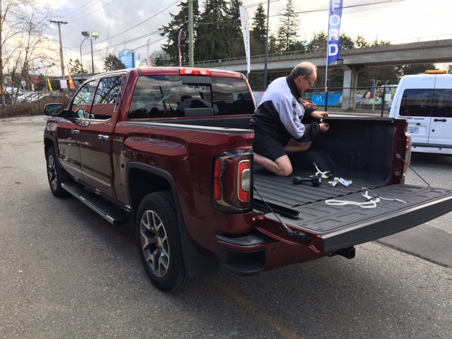 Canopy West Truck Accessories | 13285 King George Blvd, Surrey, BC V3T 2T3, Canada | Phone: (604) 583-3132