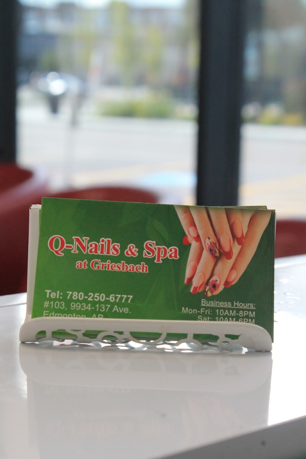 Q Nails Griesbach | 9934 137 Ave NW #103, Edmonton, AB T5E 6W1, Canada | Phone: (780) 250-6777