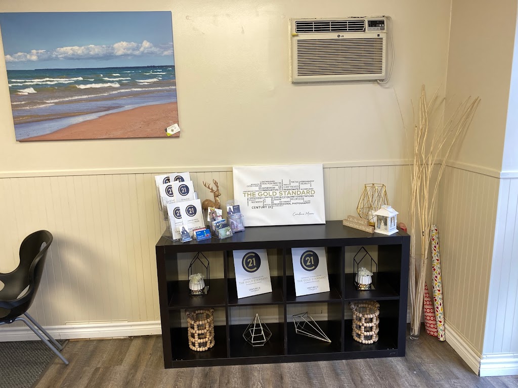 Century 21 In-Studio Realty Inc., Brokerage | 639 Main St, Sauble Beach, ON N0H 2G0, Canada | Phone: (519) 375-7653